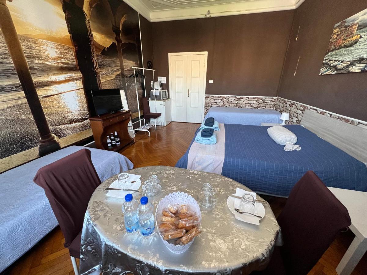 B&B Piazza Della Vittoria Генуя Экстерьер фото